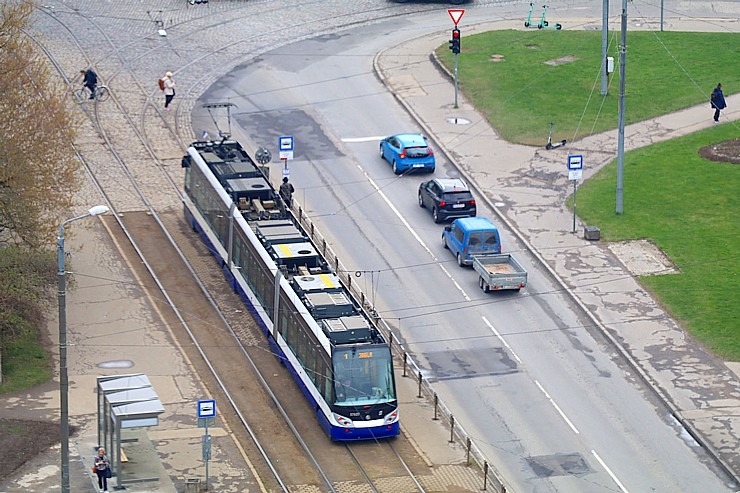 Pārdaugavā irr atklāts 65 metru augstais Rīgas panorāmas rats «Riga Rise» 370215
