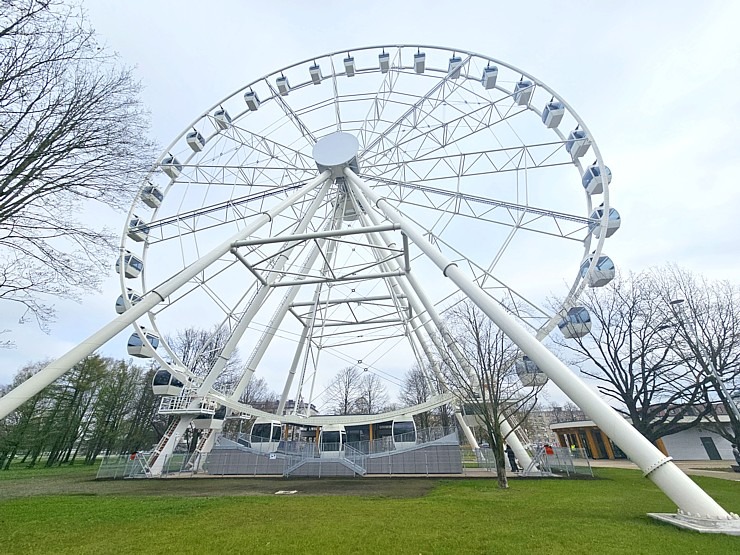 Pārdaugavā irr atklāts 65 metru augstais Rīgas panorāmas rats «Riga Rise» 370198