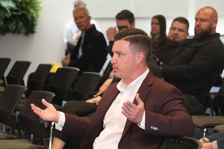 Daži fotomirkļi no Rīgas domes deputātu kandidātu diskusijas Pārdaugavas viesnīcā «Riga Islande Hotel» Links uz video Daži fotomirkļi no Rīgas domes deputātu kandidātu diskusijas Pārdaugavas viesnīcā «Riga Islande Hotel» Links uz video 370373
