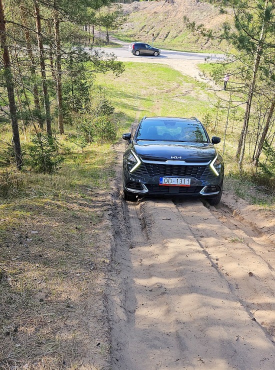Sadarbībā ar auto nomu «Sixt Latvija» ceļojam ar vāģi «KIA Sportage», kas ir pieejams sākot no 29 eiro dienā Sadarbībā ar auto nomu «Sixt Latvija» ceļojam ar vāģi «KIA Sportage», kas ir pieejams sākot no 29 eiro dienā 370555