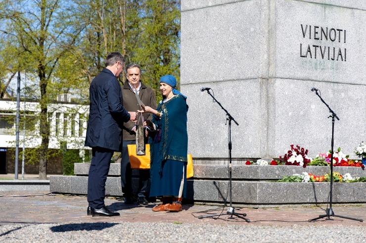 Rēzeknē svinīgi un valstiski atzīmē Latgales dienu 27.aprīlī. Foto: Ņina Ivanova 370593