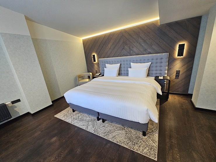 Travelnews.lv iepazīst Vecrīgas viesnīcas «Pullman Riga Old Town» jaunos numurus 370627