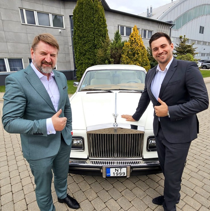Transfēru ar «Rolls-Royce» spēkratiem kāzām, īpašām sagaidīšanām, influenceriem piedāvā «Ax Group» Transfēru ar «Rolls-Royce» spēkratiem kāzām, īpašām sagaidīšanām, influenceriem piedāvā «Ax Group» 371035