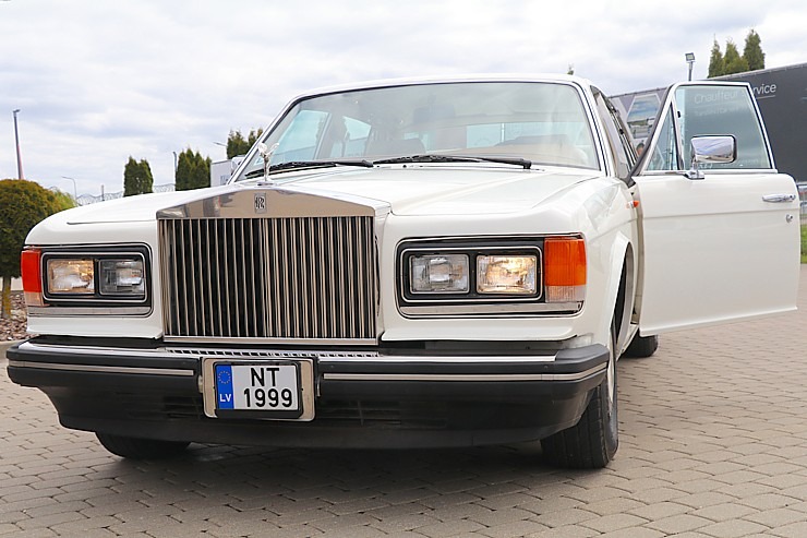 Transfēru ar «Rolls-Royce» spēkratiem kāzām, īpašām sagaidīšanām, influenceriem piedāvā «Ax Group» Transfēru ar «Rolls-Royce» spēkratiem kāzām, īpašām sagaidīšanām, influenceriem piedāvā «Ax Group» 371055