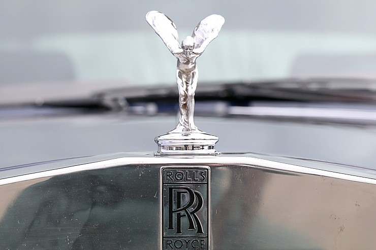 Latvijas transfēru kompānija «Ax Group» piedāvā izbraucienus un ceļojumus ar «Rolls-Royce» un šoferi Latvijas transfēru kompānija «Ax Group» piedāvā izbraucienus un ceļojumus ar «Rolls-Royce» un šoferi 371084