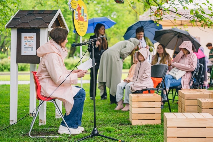 Par spīti lietum Sigulda atklāj vasaras sezonu ar Siguldas svētkiem. Foto: Oskars Briedis, Viktorija Maško, Alex Puskins, Edgars Semanis, Inna Zaharov 371666