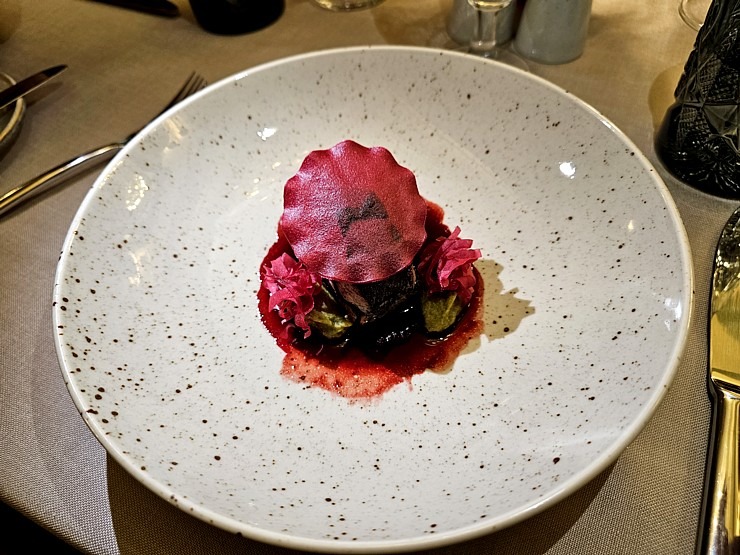 Vecrīgas Michelin saraksta viesnīcas «Grand Palace Hotel» restorāns «Seasons» piedāvā jaunu un izsmalcinātu ēdienkarti 373087