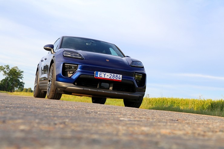 Sadarbībā ar auto nomu «SIXT Latvija» un «Porsche Macan 4» ceļojam uz Valmieru pēc zelta medaļas Sadarbībā ar auto nomu «SIXT Latvija» un «Porsche Macan 4» ceļojam uz Valmieru pēc zelta medaļas 373366