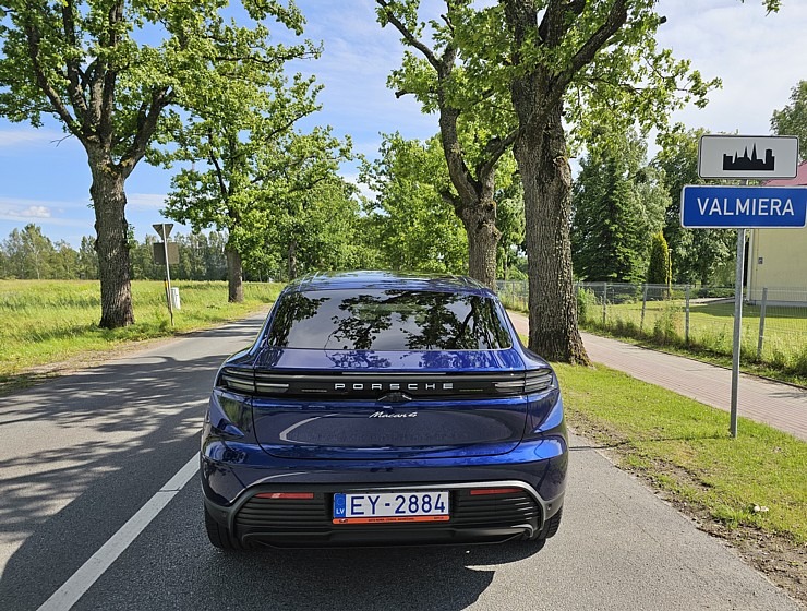 Sadarbībā ar auto nomu «SIXT Latvija» un «Porsche Macan 4» ceļojam uz Valmieru pēc zelta medaļas Sadarbībā ar auto nomu «SIXT Latvija» un «Porsche Macan 4» ceļojam uz Valmieru pēc zelta medaļas 373349