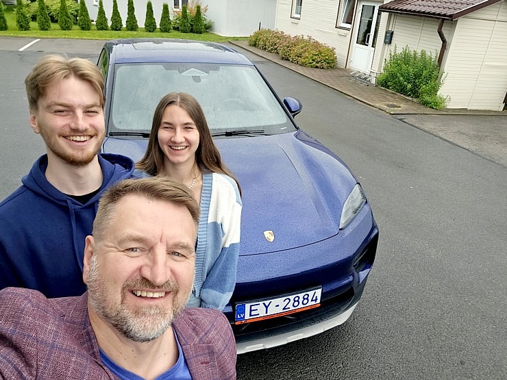 Kad ceļš ir galamērķis — Latvija ar «SIXT Latvija» un «Porsche Macan 4» 373561