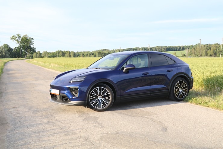 Kad ceļš ir galamērķis — Latvija ar «SIXT Latvija» un «Porsche Macan 4» 373550