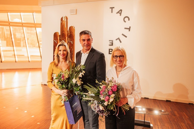 Liepājas koncertzālē atklāj Baltijas laikmetīgā dizaina izstādi «Tactile Baltics» 373984