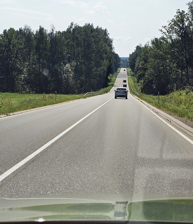 Travelnews.lv piedalās «Gada auto» testa braucienā ar 22 automašīnām 374991