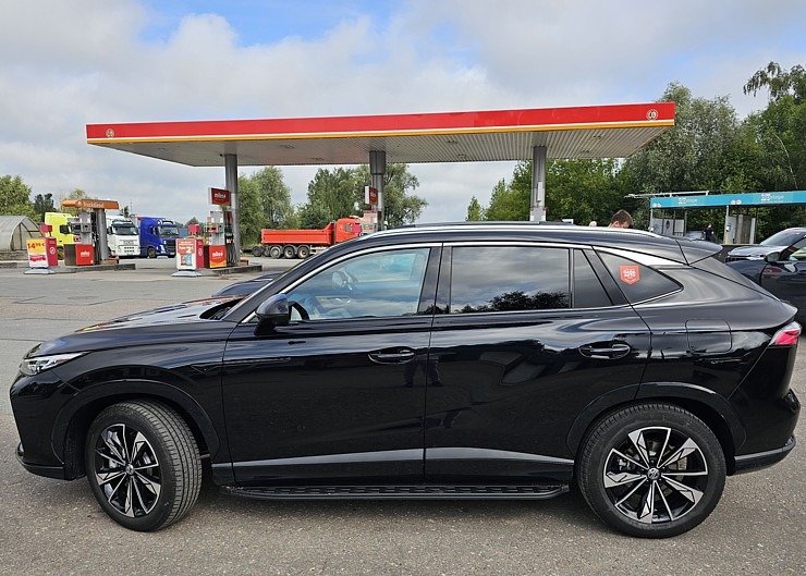Travelnews.lv piedalās «Gada auto» testa braucienā ar 22 automašīnām 374993