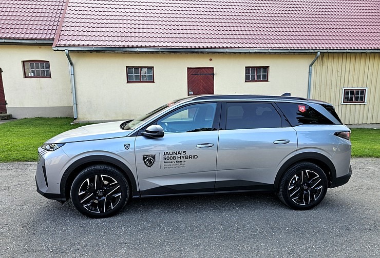 Travelnews.lv piedalās «Gada auto» testa braucienā ar 22 automašīnām 375065