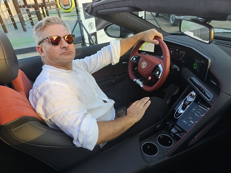 Leģendārais britu auto zīmols «MG» ar autocentru «Autobrava» palīdzību ienāk Latvijā 375398