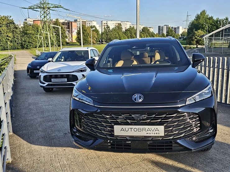 Leģendārais britu auto zīmols «MG» ar autocentru «Autobrava» palīdzību ienāk Latvijā 375386