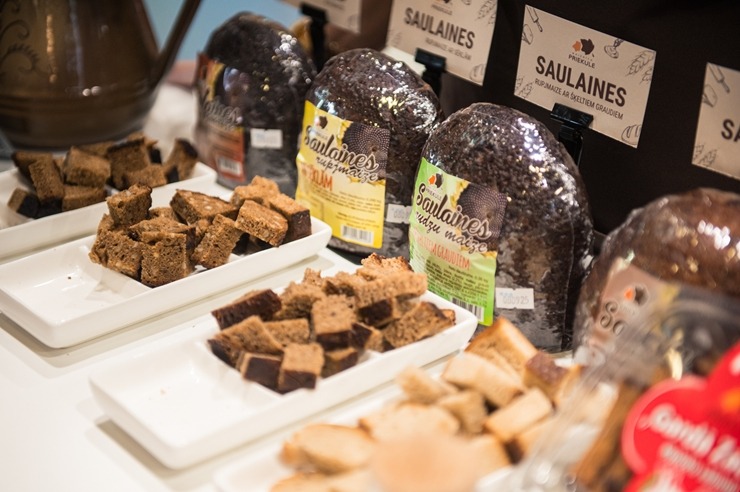 Ķīpsalā norit Baltijas lielākā pārtikas industrijas izstāde «Riga Food 2025», kurai ir jau 30 gadu dzimšanas diena. Foto: Ieva Makare 376351