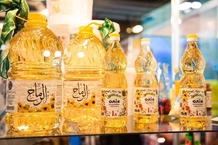 Ķīpsalā norit Baltijas lielākā pārtikas industrijas izstāde «Riga Food 2025», kurai ir jau 30 gadu dzimšanas diena. Foto: Ieva Makare 376355