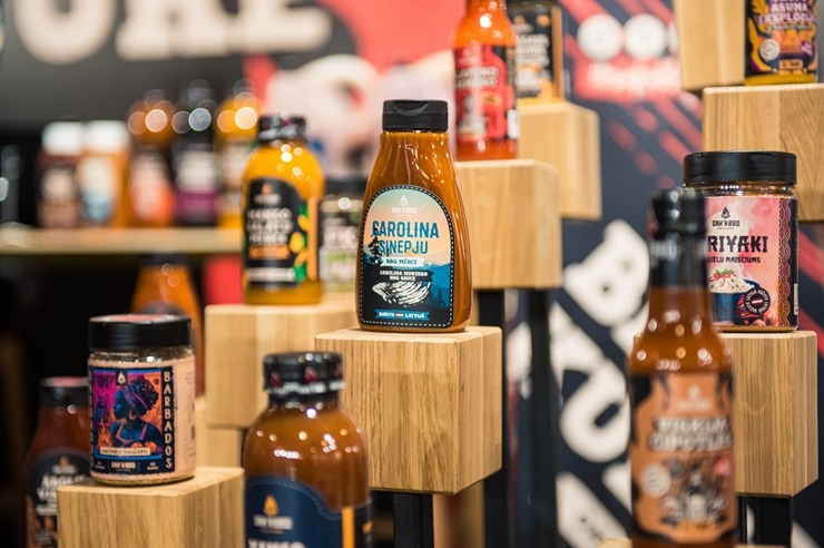 Ķīpsalā norit Baltijas lielākā pārtikas industrijas izstāde «Riga Food 2025», kurai ir jau 30 gadu dzimšanas diena. Foto: Ieva Makare 376396