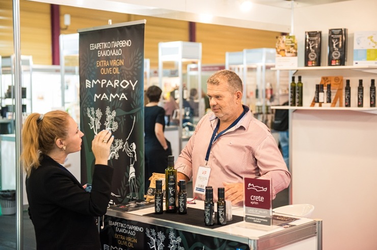 Ķīpsalā norit Baltijas lielākā pārtikas industrijas izstāde «Riga Food 2025», kurai ir jau 30 gadu dzimšanas diena. Foto: Ieva Makare 376402