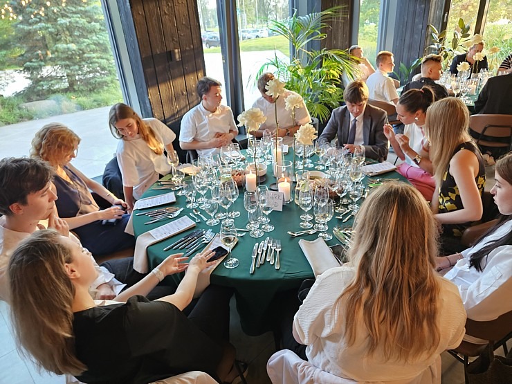 «Latvijas gada pavārs 2025» Emīls Skalbergs, restorāns «John - John chefs hall» un «Latvijas pavārzellis 2025» - Rota Gundega Klētniece, restorāns «Fe «Latvijas gada pavārs 2025» Emīls Skalbergs, restorāns «John - John chefs hall» un «Latvijas pavārzellis 2025» - Rota Gundega Klētniece, restorāns «Fe 376629