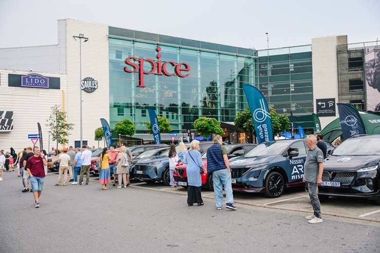 «Spices Elektroauto diena» pulcē ap 5000 interesentu 376688