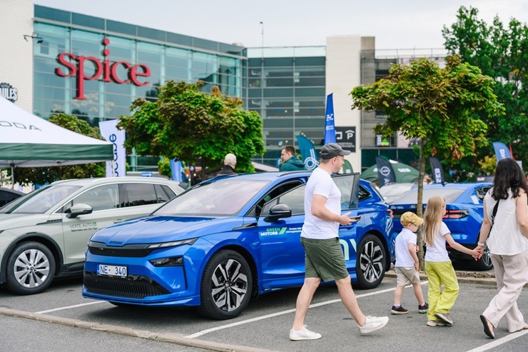 «Spices Elektroauto diena» pulcē ap 5000 interesentu 376686