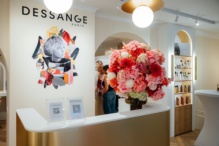 Rīgā atklāts prestižais franču skaistumkopšanas salons, Kannu festivāla partneris «Dessange» 377086