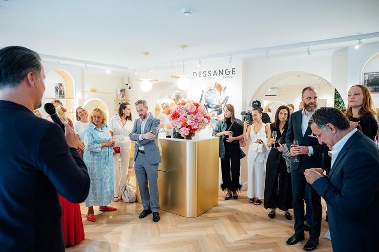 Rīgā atklāts prestižais franču skaistumkopšanas salons, Kannu festivāla partneris «Dessange» 377095