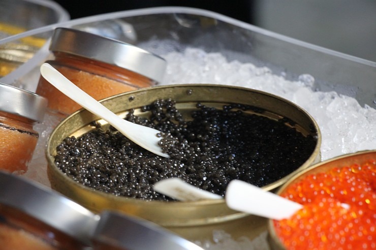 Restorāns «Buržujs» Berga bazārā pulcē gardēžus uz 16.Rīgas Austeru festivālu 377135