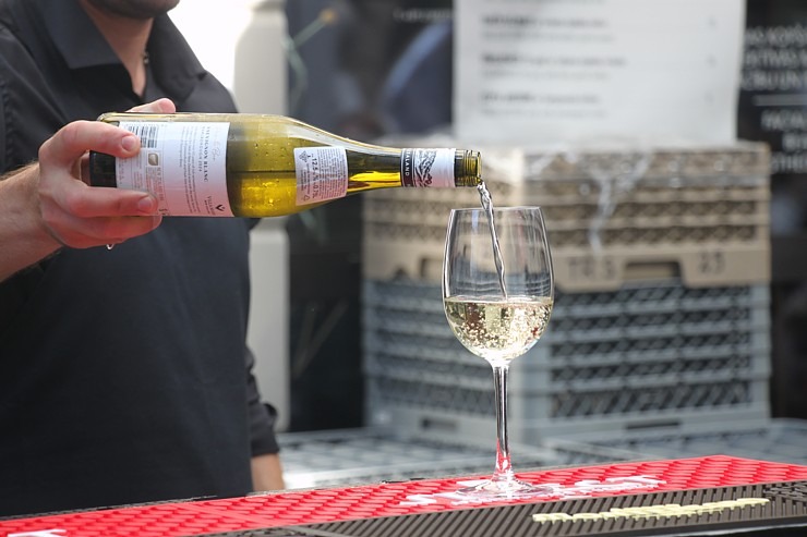 Restorāns «Buržujs» Berga bazārā pulcē gardēžus uz 16.Rīgas Austeru festivālu 377138