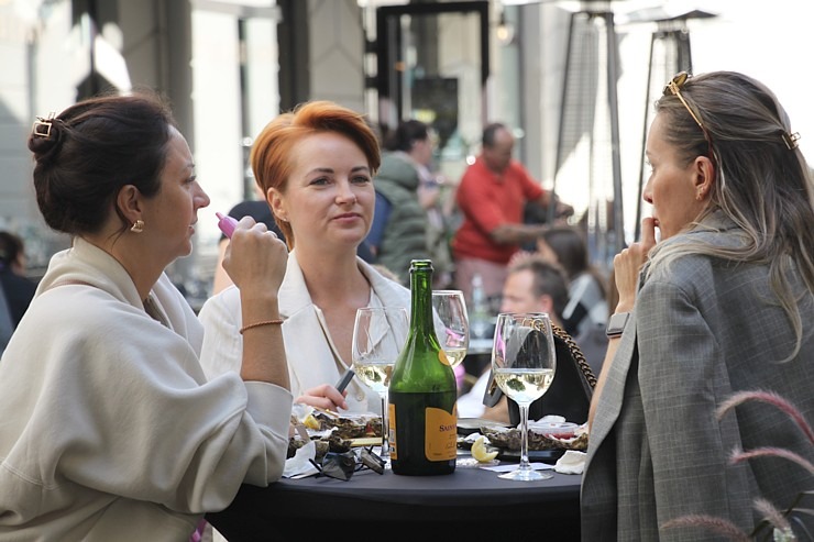 Restorāns «Buržujs» Berga bazārā pulcē gardēžus uz 16.Rīgas Austeru festivālu 377145