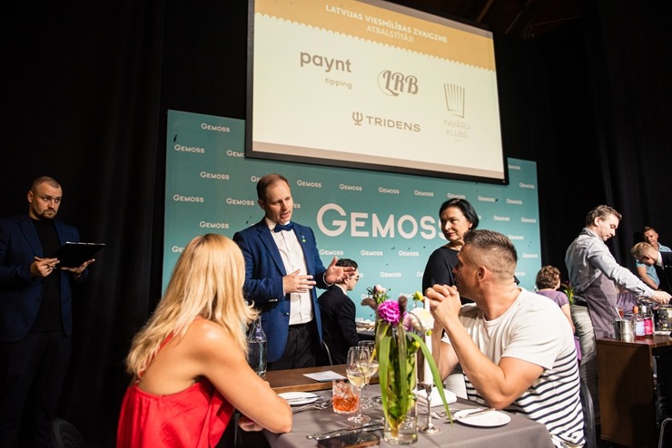 Izstādē «RigaFood 2025» uz Gemoss skatuves noteica viesmīļu konkursa «Latvijas viesmīlības zvaigzne» uzvarētāju - Juris Semjonovs Izstādē «RigaFood 2025» uz Gemoss skatuves noteica viesmīļu konkursa «Latvijas viesmīlības zvaigzne» uzvarētāju - Juris Semjonovs 377394