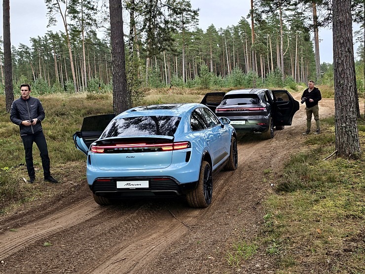 Travelnews.lv piedalās jaudīgā «Porsche Off-Road Experience» pasākumā, kas notiek sporta kompleksā «333» Travelnews.lv piedalās jaudīgā «Porsche Off-Road Experience» pasākumā, kas notiek sporta kompleksā «333» 377531