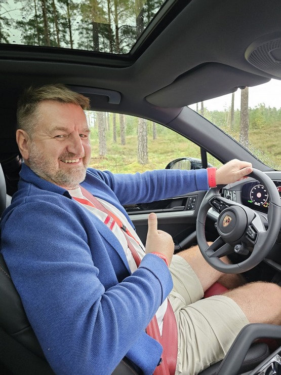 Travelnews.lv piedalās jaudīgā «Porsche Off-Road Experience» pasākumā, kas notiek sporta kompleksā «333» Travelnews.lv piedalās jaudīgā «Porsche Off-Road Experience» pasākumā, kas notiek sporta kompleksā «333» 377532