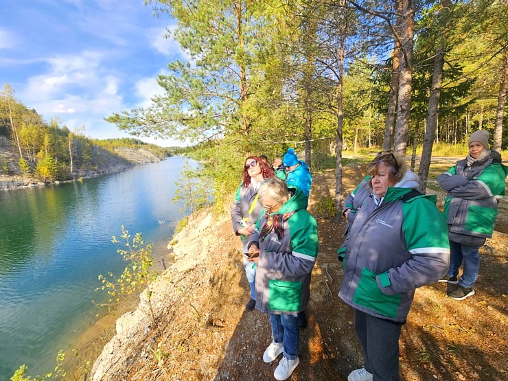 Braucam ar īpašu apvidus auto no « Adrenaator» pa Aidu alpiem Igaunijas Austrumviru apriņķī. Sadarbībā ar «Active Travel» un Idaviru Braucam ar īpašu apvidus auto no « Adrenaator» pa Aidu alpiem Igaunijas Austrumviru apriņķī. Sadarbībā ar «Active Travel» un Idaviru 378432