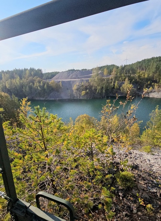 Braucam ar īpašu apvidus auto no « Adrenaator» pa Aidu alpiem Igaunijas Austrumviru apriņķī. Sadarbībā ar «Active Travel» un Idaviru Braucam ar īpašu apvidus auto no « Adrenaator» pa Aidu alpiem Igaunijas Austrumviru apriņķī. Sadarbībā ar «Active Travel» un Idaviru 378425
