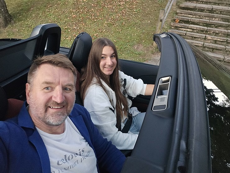 Ar jauno «MG Cyberster» apceļojam Turaidas muzejrezervātu sadarbībā ar «Autobrava» 378522