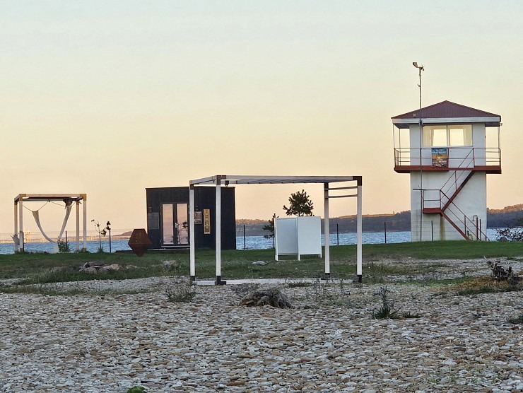Izbaudām restorāna « Toila Mereresto » viesmīlību Ziemeļigaunijas Toilas pludmalē. Sadarbībā ar «Active Travel» un Idaviru Izbaudām restorāna « Toila Mereresto » viesmīlību Ziemeļigaunijas Toilas pludmalē. Sadarbībā ar «Active Travel» un Idaviru 378540