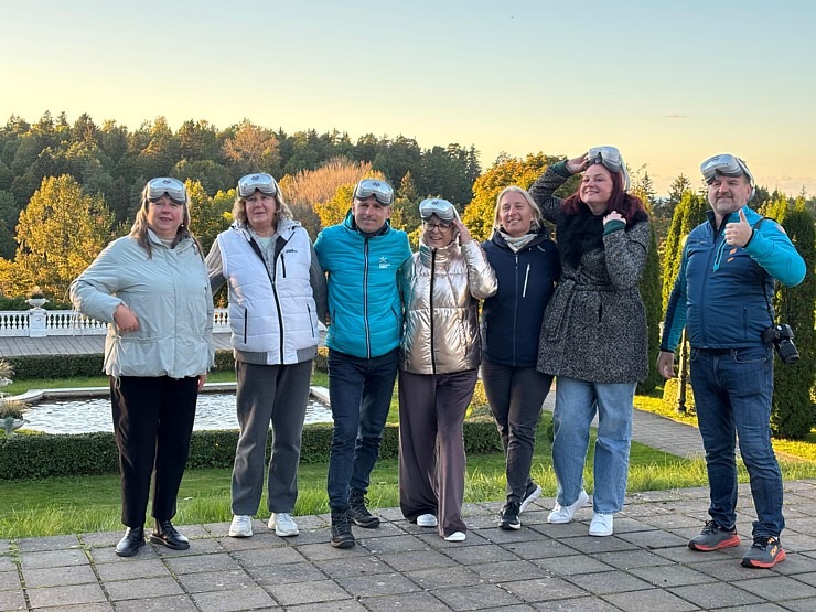 Piedzīvojam ļoti interesantu virtuālo tūri «Oru pils» Igaunijas Toilas Oru parkā. Sadarbībā ar «Active Travel» un Idaviru Piedzīvojam ļoti interesantu virtuālo tūri «Oru pils» Igaunijas Toilas Oru parkā. Sadarbībā ar «Active Travel» un Idaviru 378597