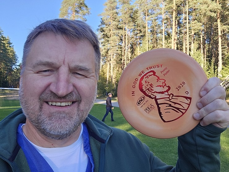 Apmeklējam Alutaguses Veselības sporta centru un iepazīstam meža velobraukšanu un disku golfu. Sadarbībā «Active Travel» un Idaviru Apmeklējam Alutaguses Veselības sporta centru un iepazīstam meža velobraukšanu un disku golfu. Sadarbībā «Active Travel» un Idaviru 378609