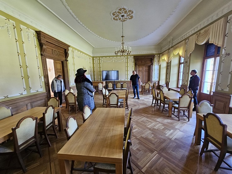 Apmeklējam Mētaguses muižas kompleksu, restorānu «Rosen» un spa viesnīcu «Von Roden spa». Sadarbībā «Active Travel» un Idaviru Apmeklējam Mētaguses muižas kompleksu, restorānu «Rosen» un spa viesnīcu «Von Roden spa». Sadarbībā «Active Travel» un Idaviru 378680