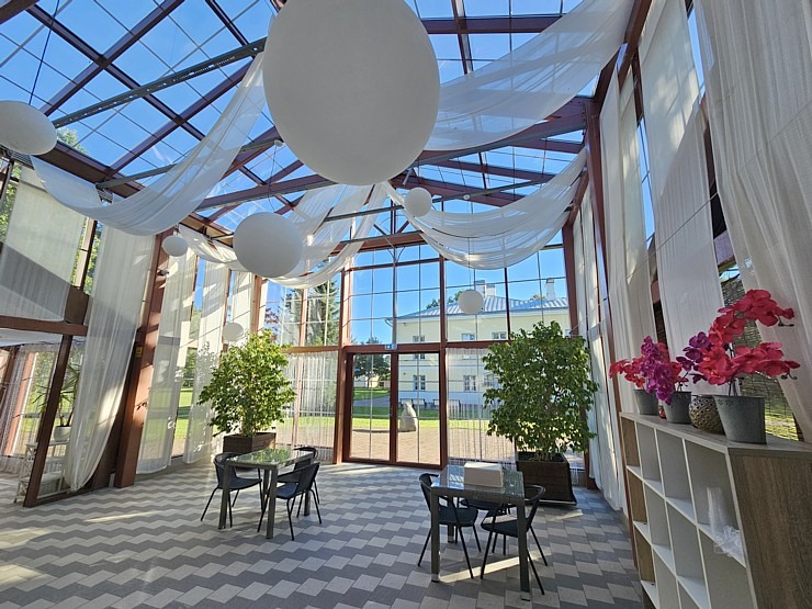 Apmeklējam Mētaguses muižas kompleksu, restorānu «Rosen» un spa viesnīcu «Von Roden spa». Sadarbībā «Active Travel» un Idaviru Apmeklējam Mētaguses muižas kompleksu, restorānu «Rosen» un spa viesnīcu «Von Roden spa». Sadarbībā «Active Travel» un Idaviru 378700
