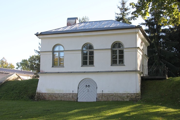 Apmeklējam Mētaguses muižas kompleksu, restorānu «Rosen» un spa viesnīcu «Von Roden spa». Sadarbībā «Active Travel» un Idaviru Apmeklējam Mētaguses muižas kompleksu, restorānu «Rosen» un spa viesnīcu «Von Roden spa». Sadarbībā «Active Travel» un Idaviru 378720