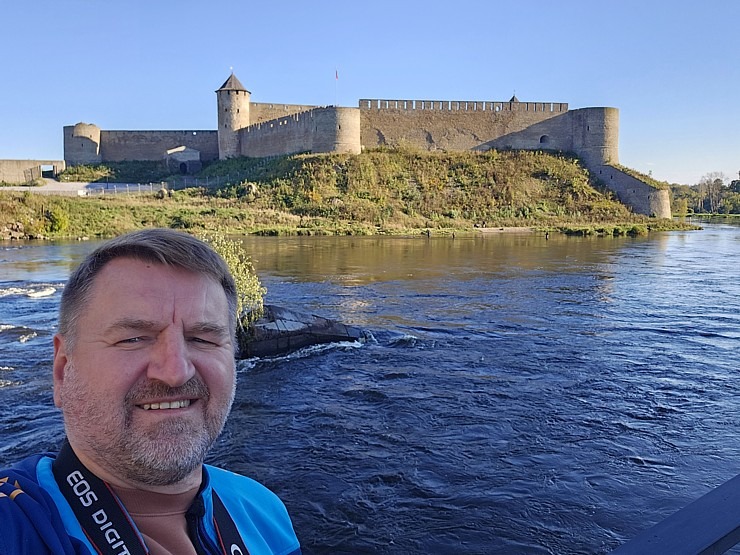 Nr.12 Aplūkojam Igaunijas - Krievijas robežu starp Narvu un Ivangorodu. Sadarbībā ar «Active Travel» un Idaviru 378828