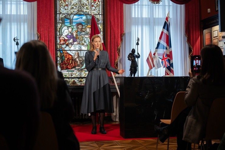 Parakstīts sadarbības memorands starp Liepāja 2027, Lielbritānijas vēstniecību Latvijā un British Council Parakstīts sadarbības memorands starp Liepāja 2027, Lielbritānijas vēstniecību Latvijā un British Council 378869