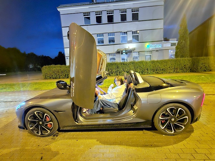 Ar jauno «MG Cyberster» viss ir citādi - braukšanas prieks un burvīgas emocijas. Sadarbībā ar auto centru AutoBrava 379244