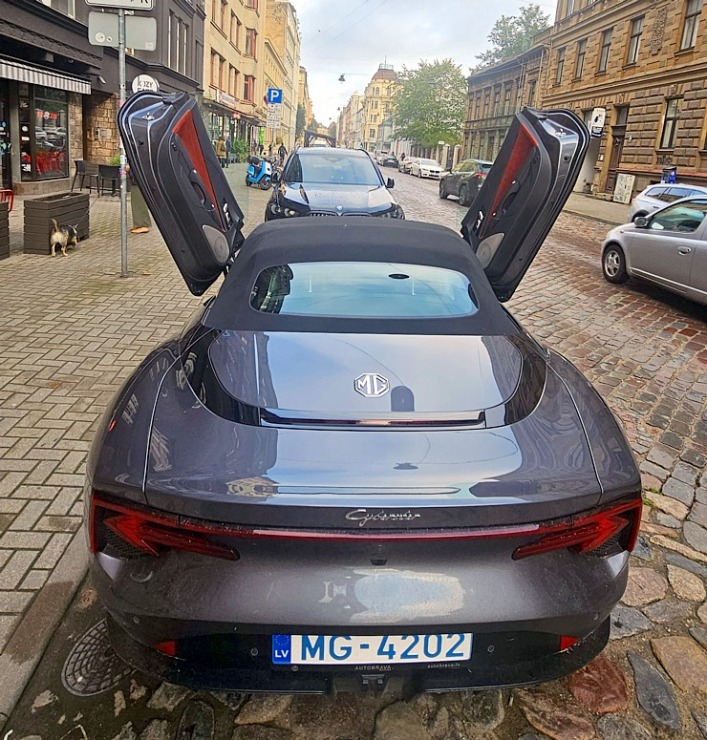 Ar jauno «MG Cyberster» viss ir citādi - braukšanas prieks un burvīgas emocijas. Sadarbībā ar auto centru AutoBrava 379254