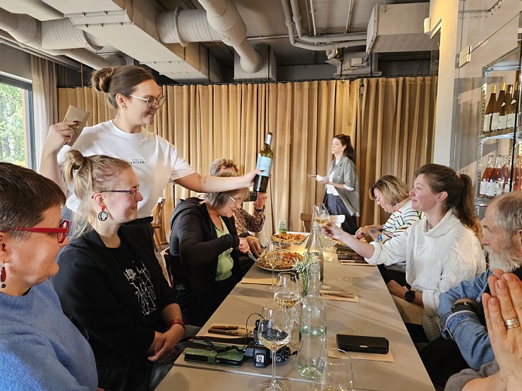 Iepazīstam un izgaršojam restorānu «Stacija Vaivari Kitchen» Jūrmalas Restorānu nedēļas ietvaros. Sadarbībā ar VisitJurmala.lv 379279